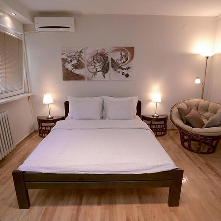 Ratan Leilighet Beograd Eksteriør bilde